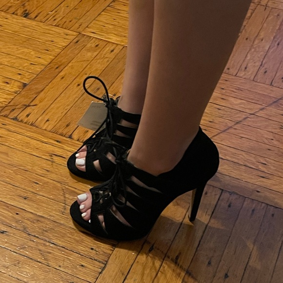 H&M Shoes - H&M Women’s Open Toe Booties Size 6